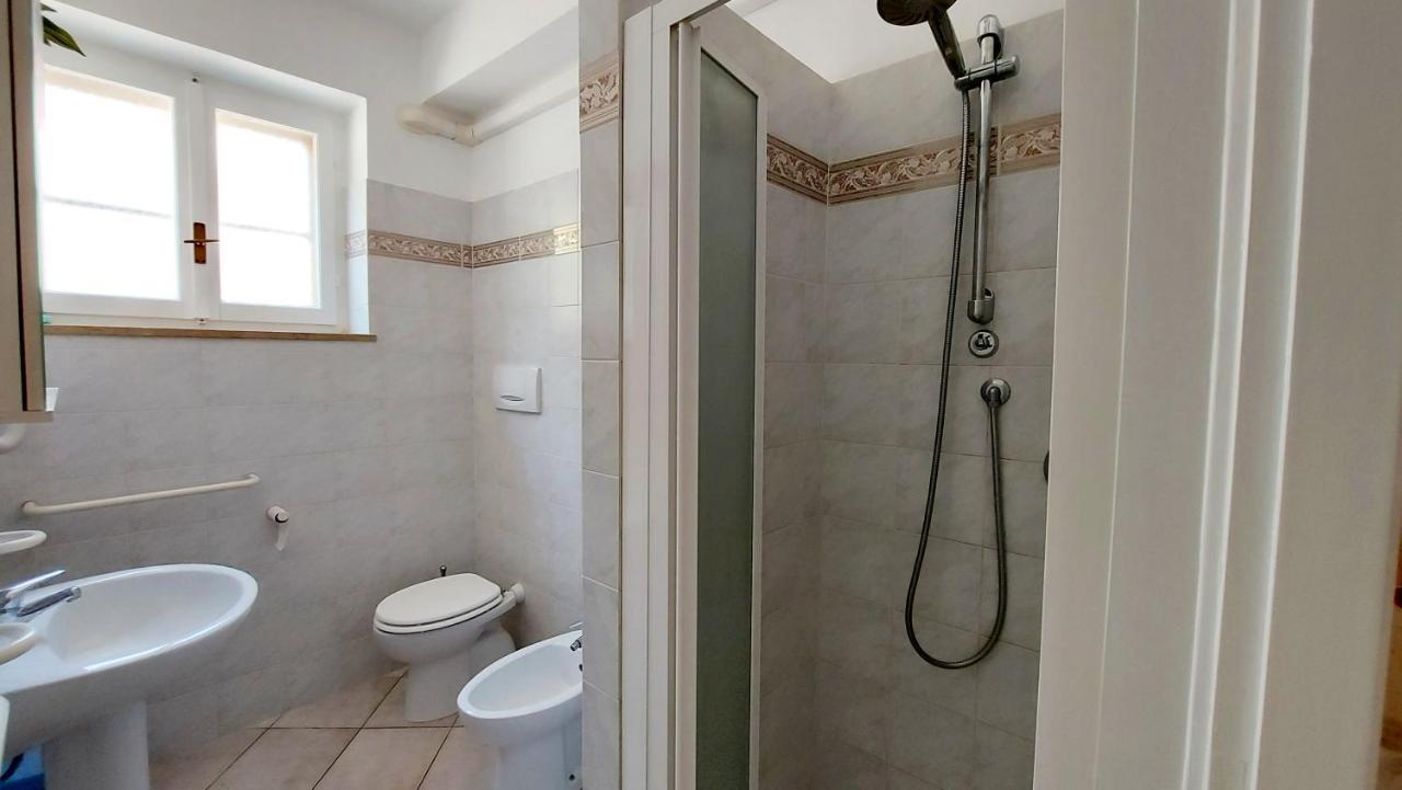 Narcisa Patio Apartment Бардолино Екстериор снимка