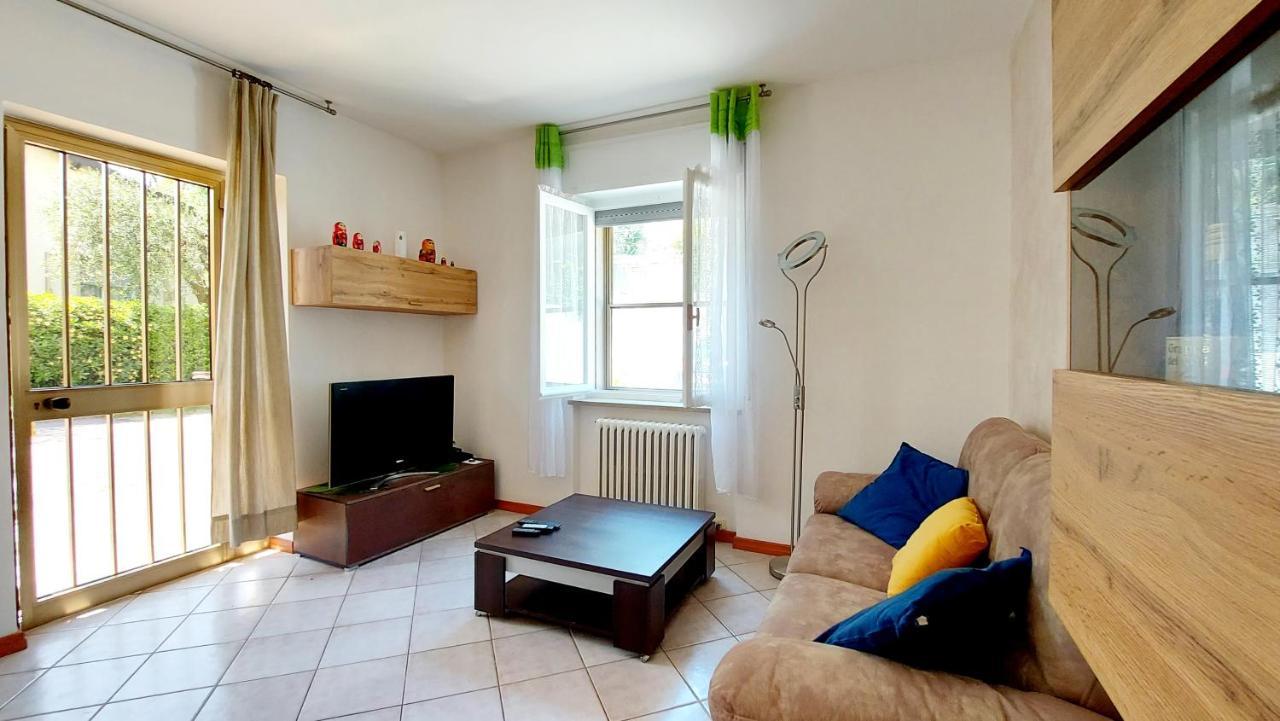 Narcisa Patio Apartment Бардолино Екстериор снимка