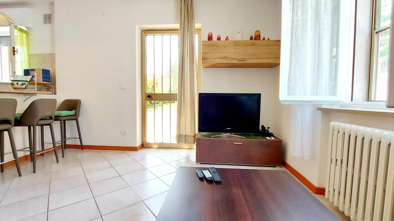Narcisa Patio Apartment Бардолино Екстериор снимка