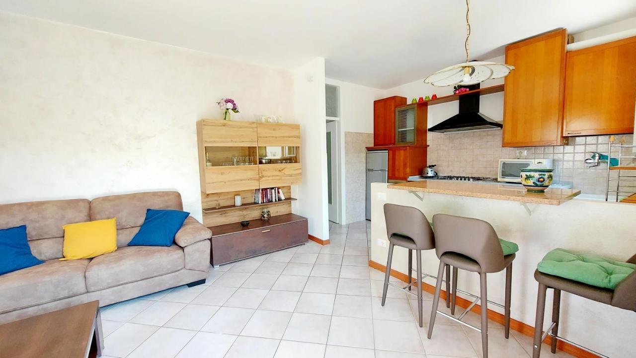 Narcisa Patio Apartment Бардолино Екстериор снимка